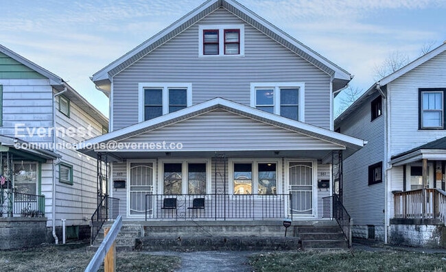 Photo - 661 S Burgess Ave