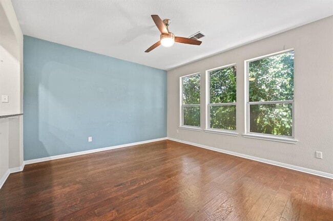 Photo - 1308 Central Park Ct