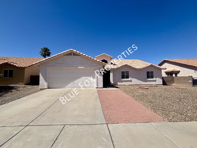 Building Photo - 9712 E Paseo Juan Tabo