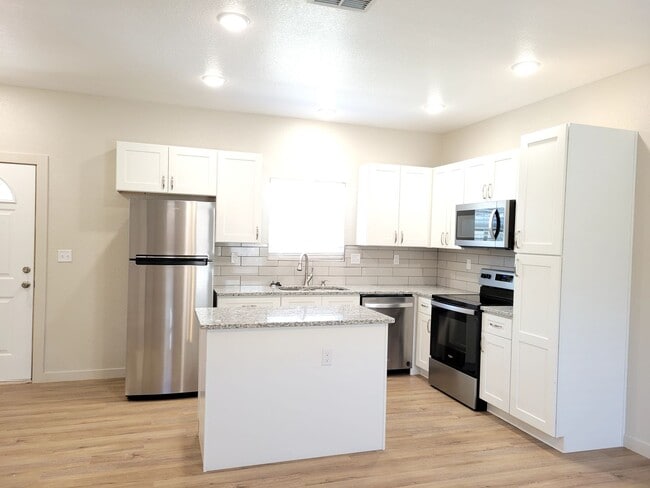 Photo - LUXURY LARGE UNIT IN EAST CLOVIS Unit 2412-1