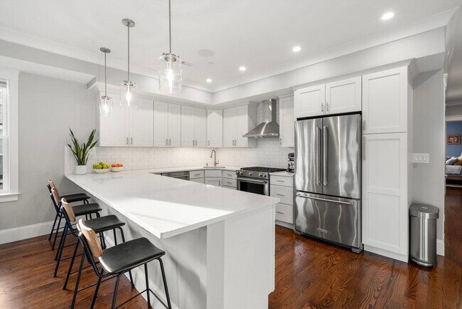 Building Photo - 77 Dix St Unit 6 Rental