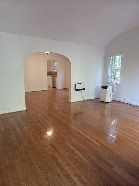 Sala de estar - 1009 Havenhurst Dr