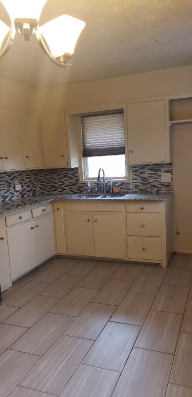 Photo - 1842 NE 48th St