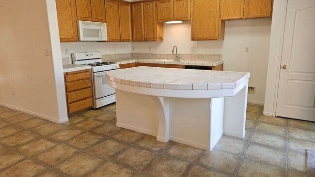 Photo - Great SW Location