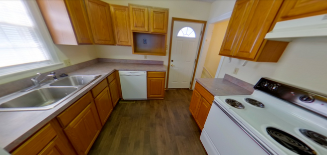 3D Tour Available - 2 Blocks from KSU Camp... - 3D Tour Available - 2 Blocks from KSU Camp... Casa