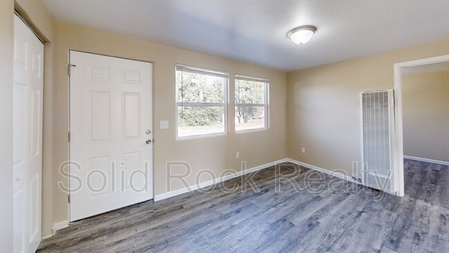 Photo - 2405 E St Vrain St Unit 103