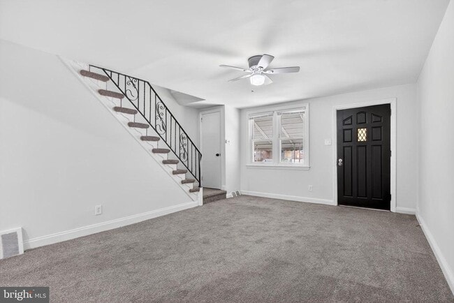 Photo - 125 W 21st St