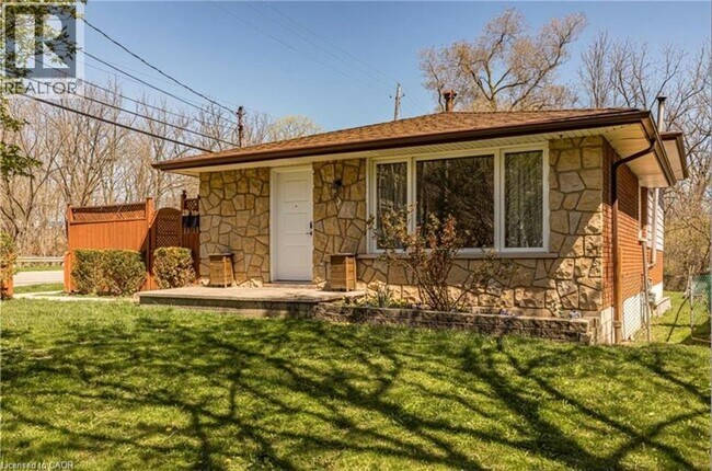 Photo - 3 Veevers Dr