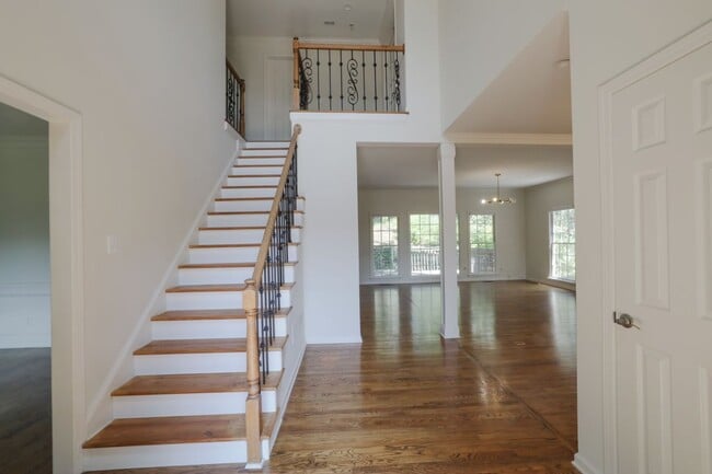 Photo - 5055 Mallory Ct