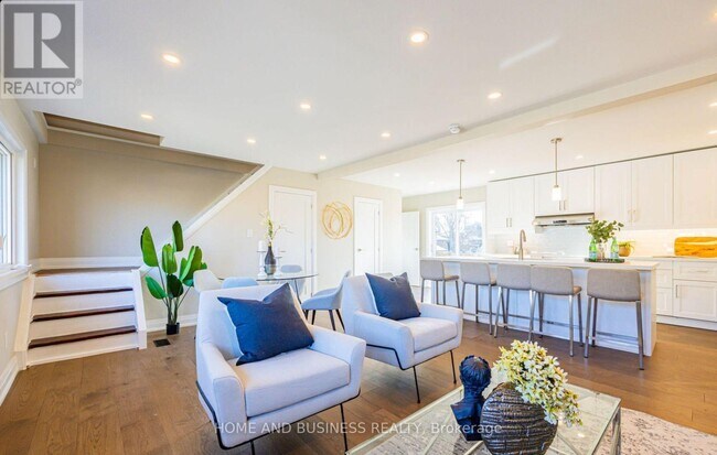 Photo - 1326 Meredith Ave