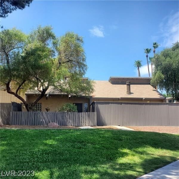 4032 Village Square Unidad 0