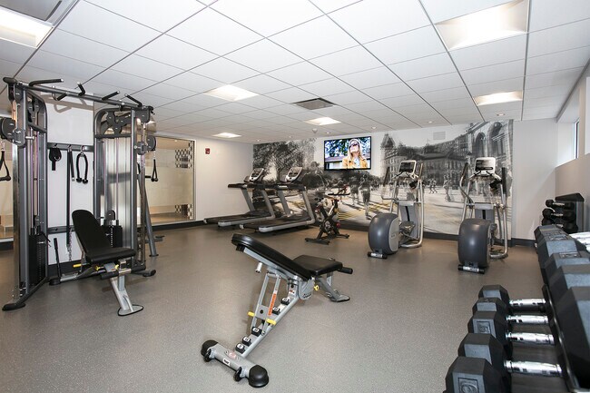 Photo - The Cedar Plaza