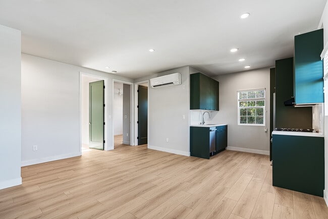 Photo - 1429 Edgecliffe Dr Unidad 1429.5