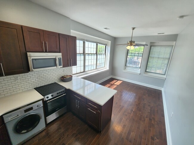 Building Photo - 283 Keswick Ave Unit #G