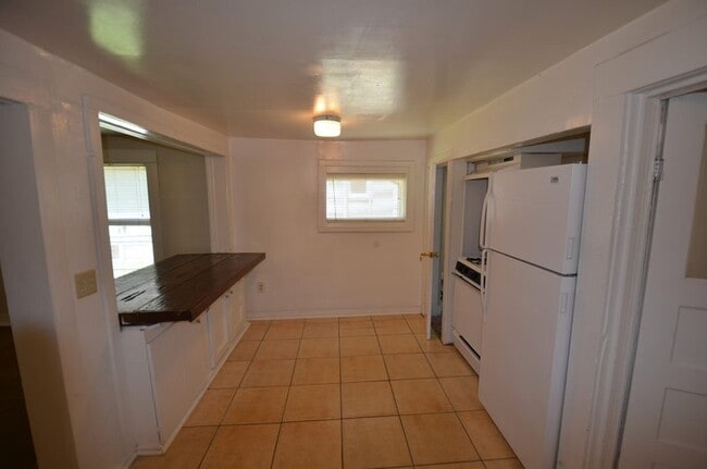 Photo - 1146 Warner St Unit 1146A