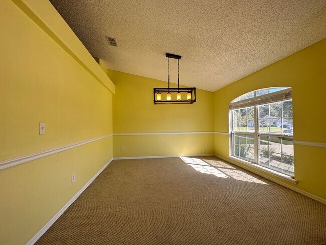 Photo - ** HALF OFF, First Month's Rent ** Waterbrook Falls - 3 Bedroom 2 Bath