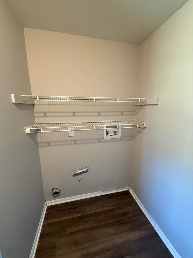 4807 Lakeside Dr Unit LD4807