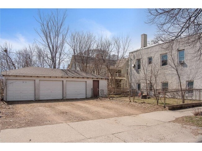 Photo - 1431 Jefferson St NE