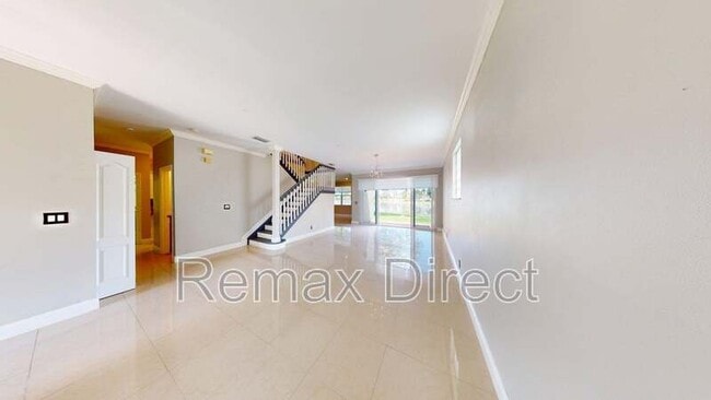 Photo - 113 Canterbury Pl