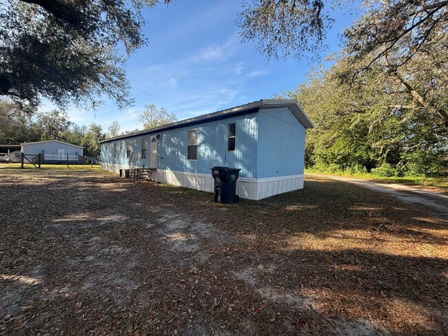 Beautiful 3/2 Mobile Home - Beautiful 3/2 Mobile Home