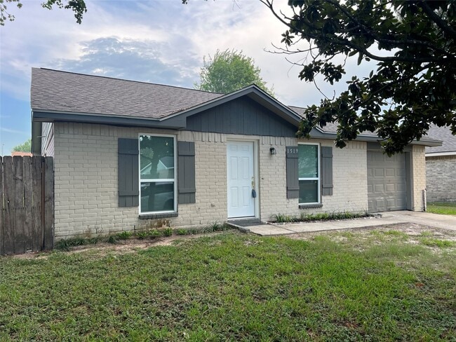 Building Photo - 1519 Buffalo Run Cir Rental