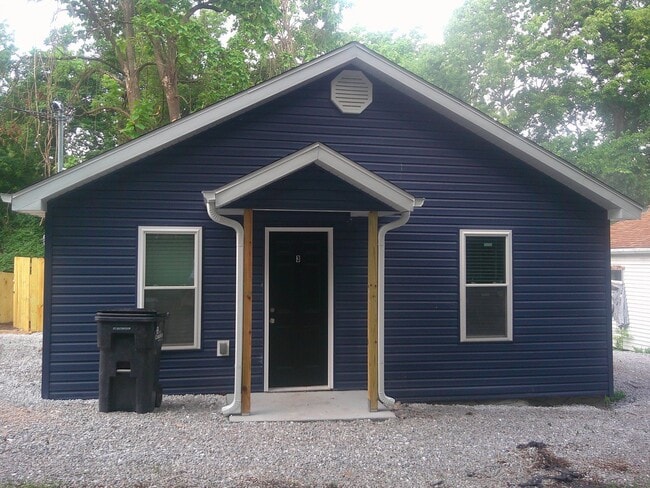 Amazing 2 Bed 1 Bath House - Amazing 2 Bed 1 Bath House