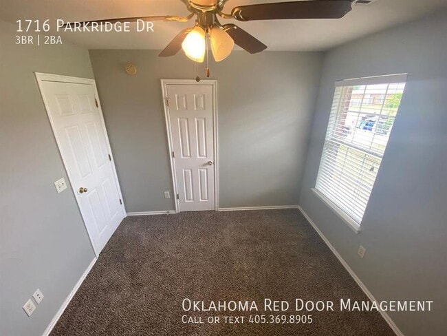 Photo - 1716 Parkridge Dr