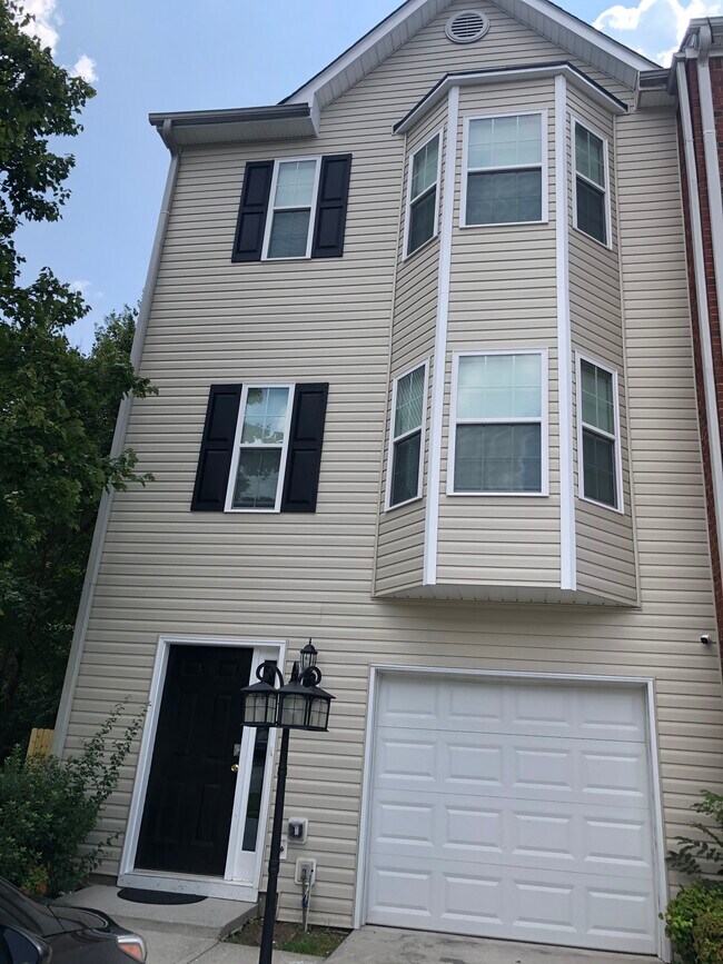 Photo - 2757 Rocky Ct