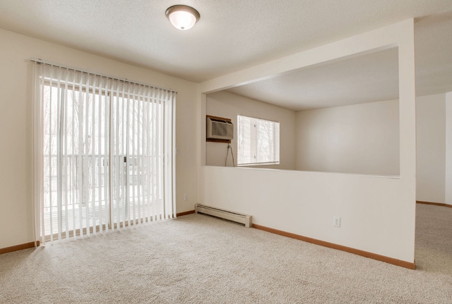 Photo - Sandstone Apartments