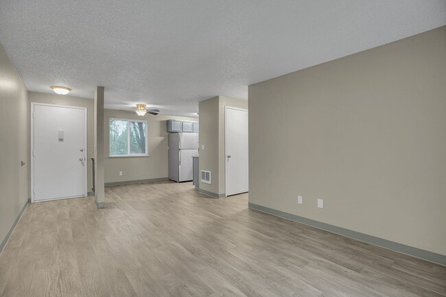 Lynmarie Apartments
