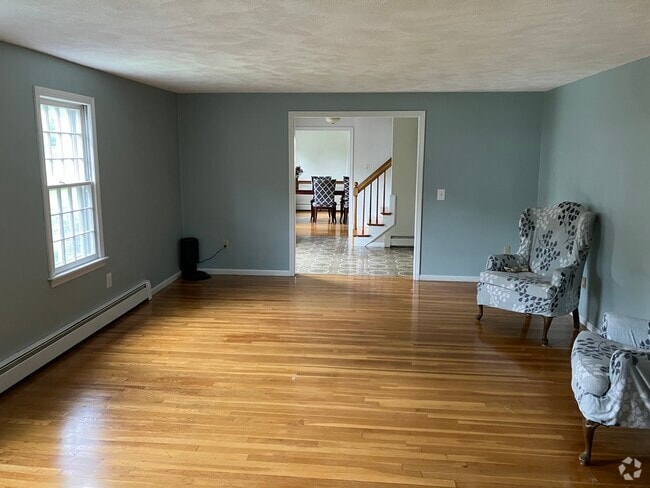 Building Photo - 5 Freeman Cir Rental