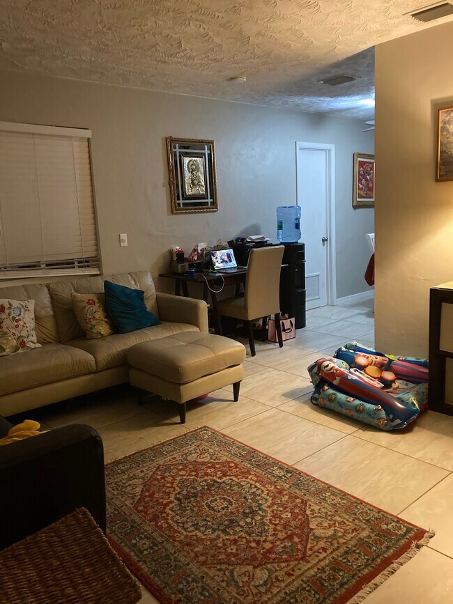 Photo - 119 SW 7th Terrace