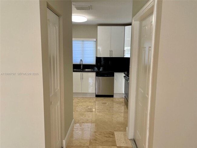 Photo - 3191 Ohio St