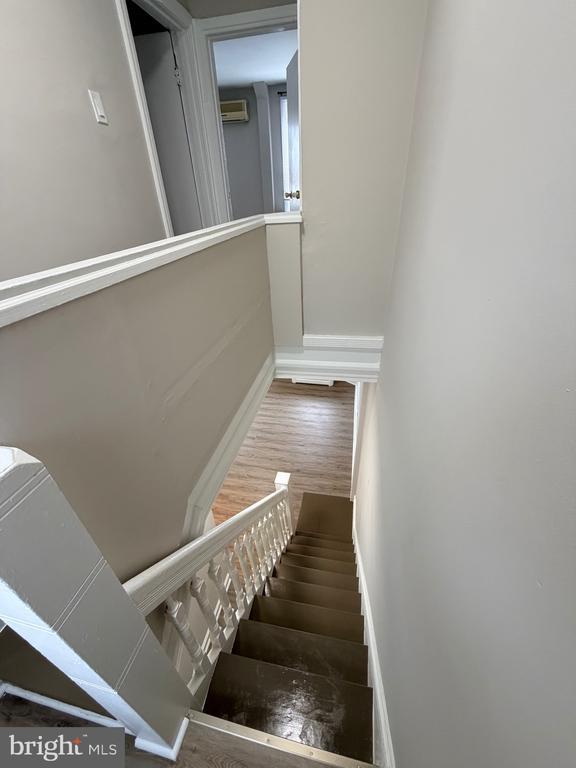 Photo - 2917 W Girard Ave