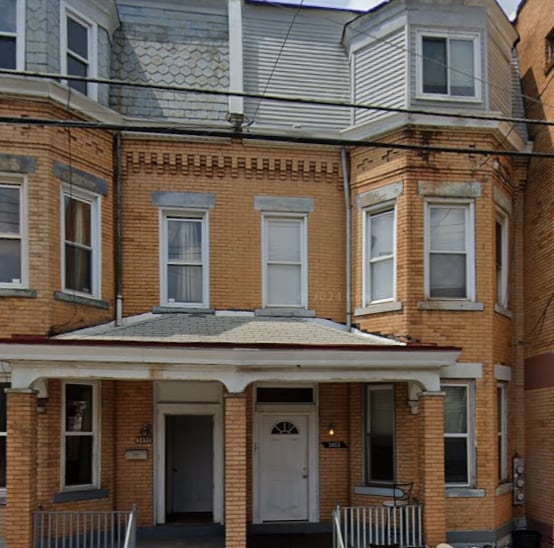 Photo - 3453 Ward St