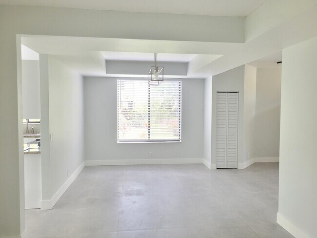 Photo - 10535 NW 10th St Unit B-129