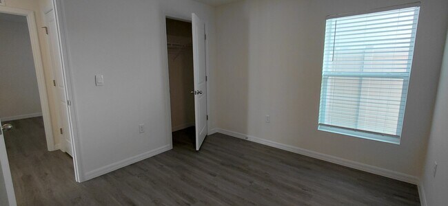 Photo - 36171 Sunflower Hill Dr
