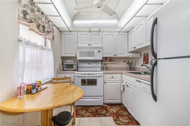 Photo - 1828 Pine Valley Dr Unidad 309