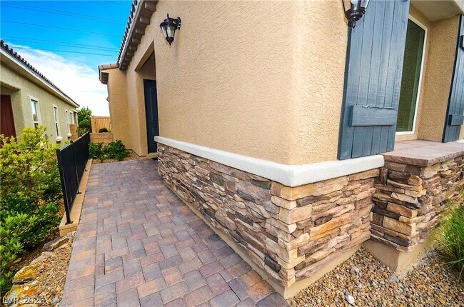 Photo - 8162 Desert Madera St