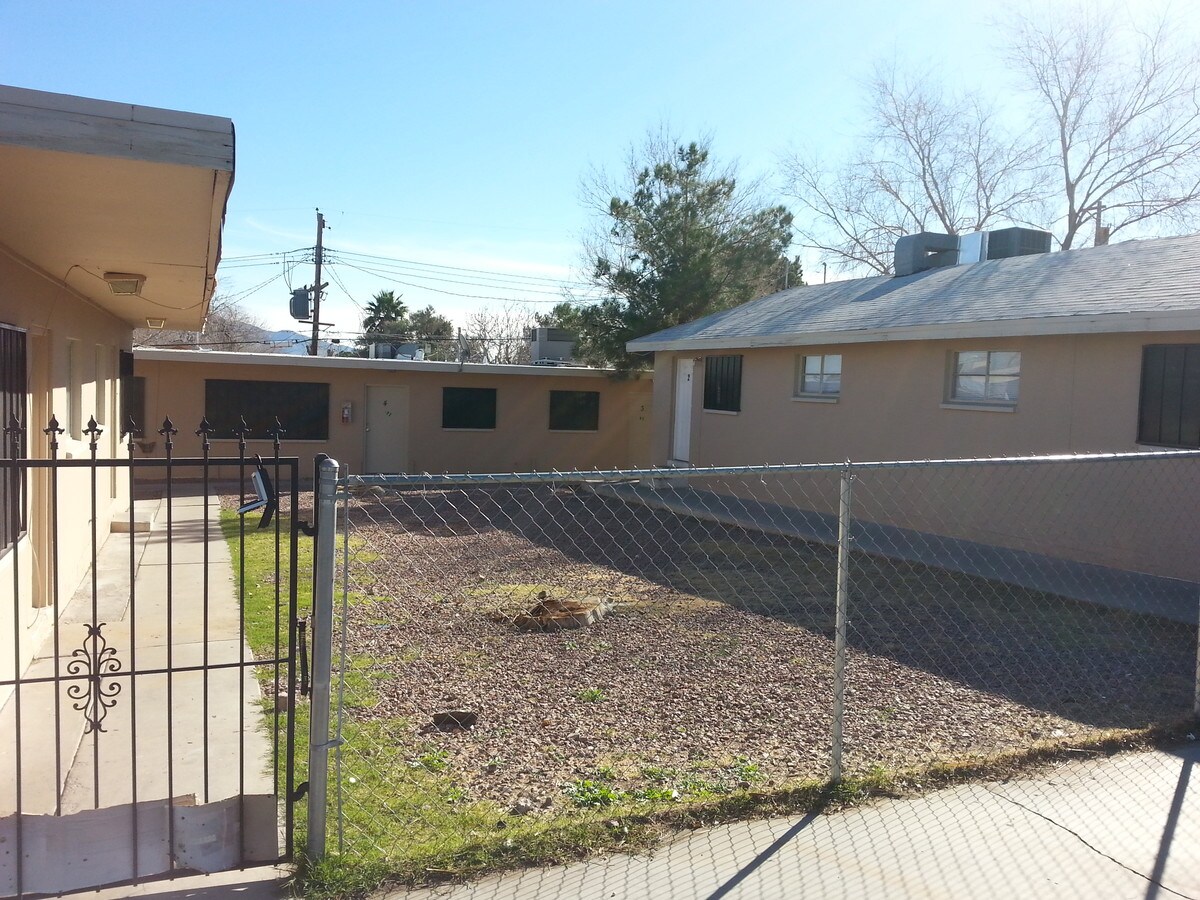 Building Photo - 508 N 15th St