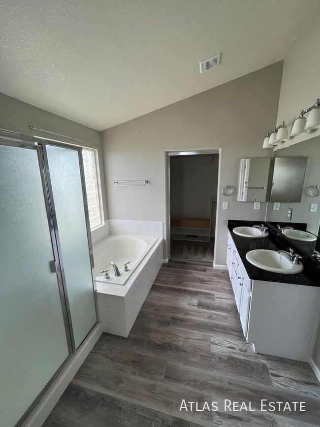 Photo - 15812 E 107th Ave