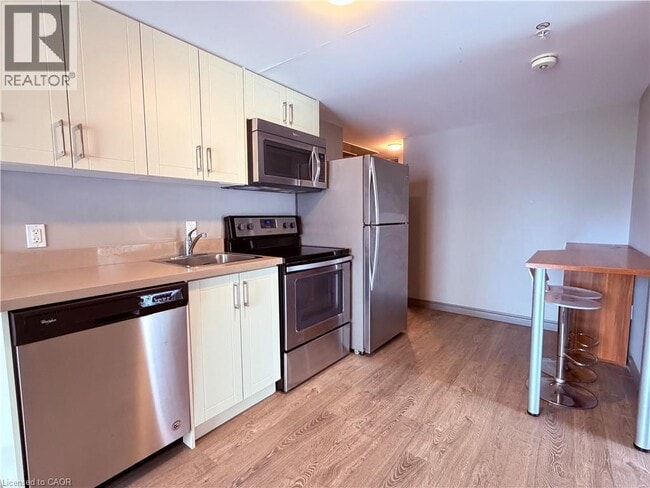 Photo - 321 Spruce St Unit 606