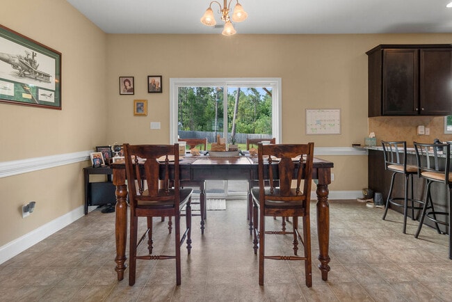 Photo - 209 Admiral Ct