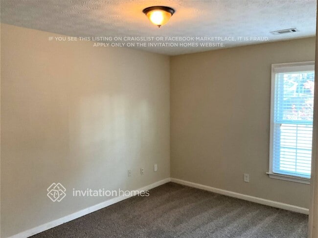 Photo - 4085 Spinnaker Dr House