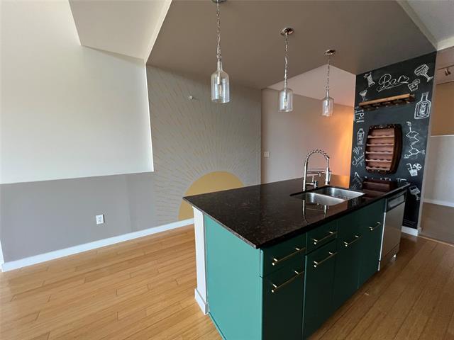 Photo - 4040 N Hall St Unit 309