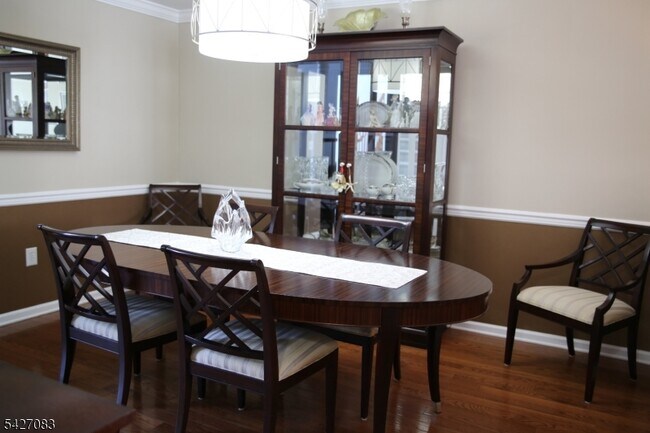 Photo - 18 Rosewood Ct