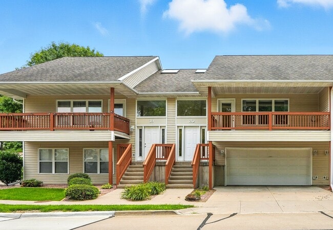 Building Photo - Woodridge Estates Rental