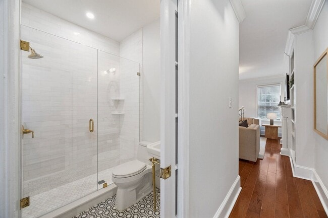 Photo - 129 Bainbridge St