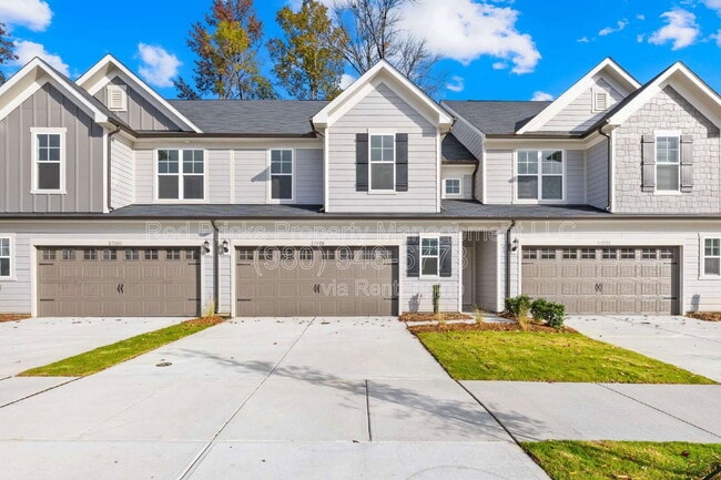 Building Photo - 17030 Patron Dr