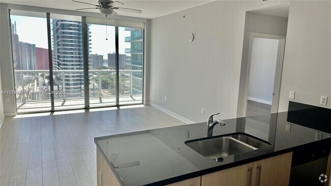 Building Photo - 1111 SW 1st Ave Unit 2618-N Rental